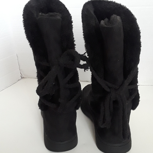 Faux Fur Suede Black Boots with Back Lace - Picture 3 of 8
